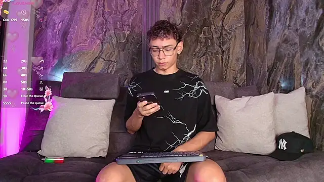 Daviid laidd online show from 02-17-26, 07:33