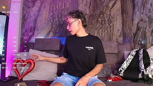 Daviid laidd online show from 02-11-26, 07:36