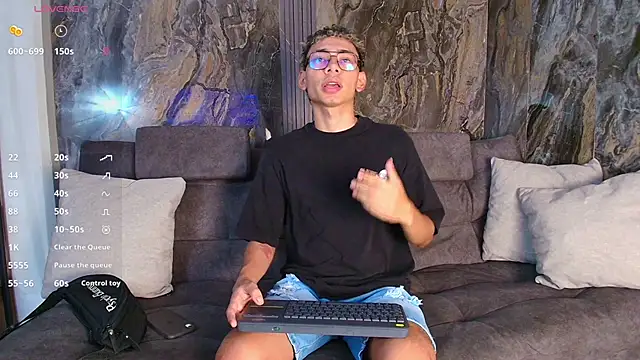 Daviid laidd online show from 02-05-26, 08:37