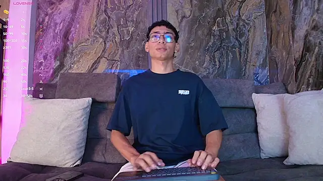 Daviid laidd online show from 03-03-26, 07:43