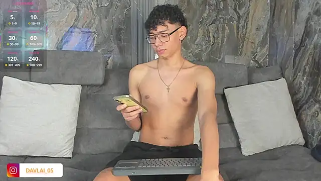 Daviid laidd online show from 11-20-25, 09:15