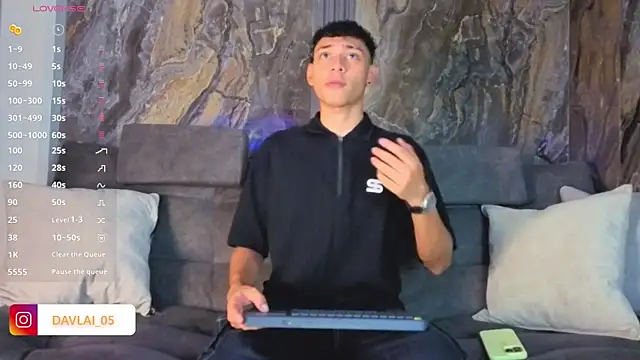 Daviid laidd online show from 04-17-26, 08:22