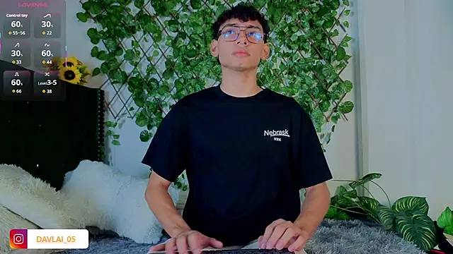 Daviid laidd online show from 11-14-25, 06:00