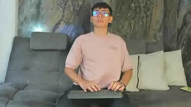 Daviid laidd online show from 12-15-25, 07:31