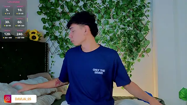 Daviid laidd online show from 11-08-25, 08:34