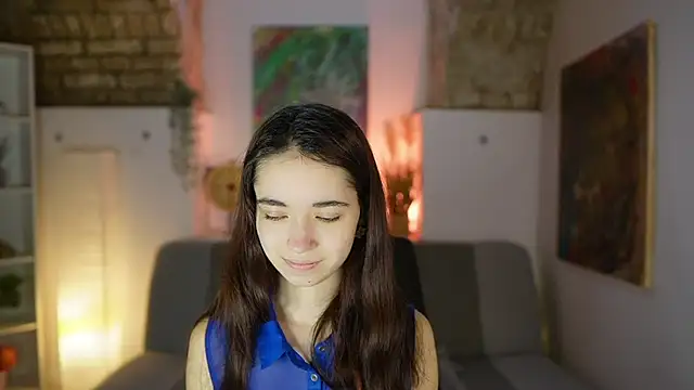 Gia Paige18 online show from 03-17-25, 08:29