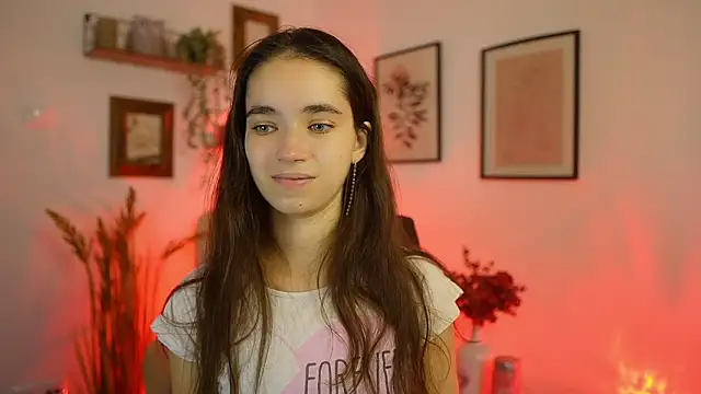 Gia Paige18 online show from 09-22-25, 12:55