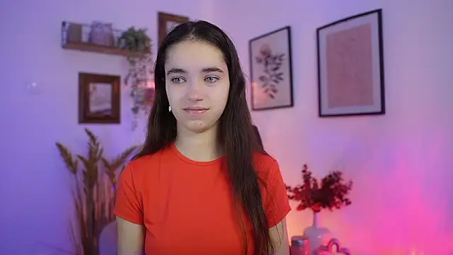 Gia Paige18 online show from 10-17-25, 08:28