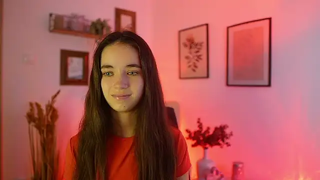 Gia Paige18 online show from 09-15-25, 10:15