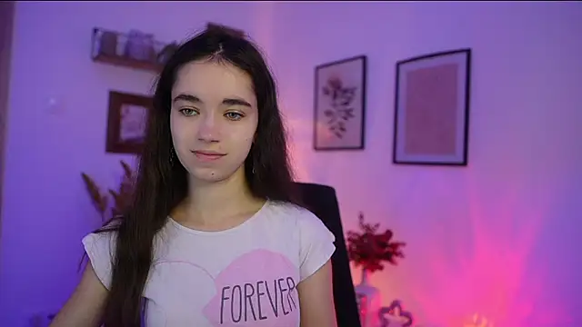 Gia Paige18 online show from 11-02-25, 09:14