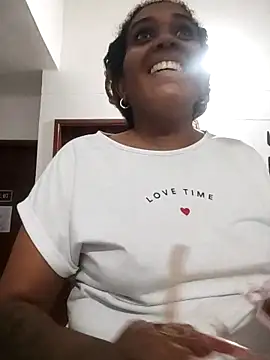 ELLA KELLY online show from 11-08-25, 11:36