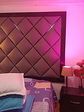 ELLA KELLY online show from 05-14-26, 11:40