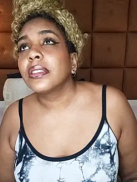 ELLA KELLY online show from 02-04-26, 12:00