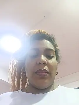 Snapshot of ELLA_KELLY chatting on 07-03-26, 11:39 ELLA KELLY online show from 07-03-26, 11:39
