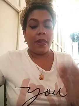 ELLA KELLY online show from 02-10-26, 12:04