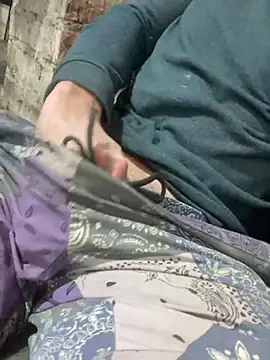 Snapshot of LoongMan chatting on 02-05-25, 06:15 LoongMan online show from 02-05-25, 06:15