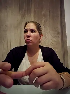 Chatonne69 online show from 11-05-25, 04:37