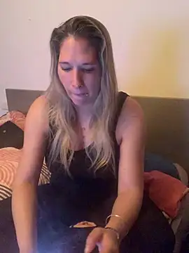 Chatonne69 online show from 03-22-25, 07:09