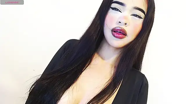 HarleyQueen Robbie online show from 11-19-25, 05:13