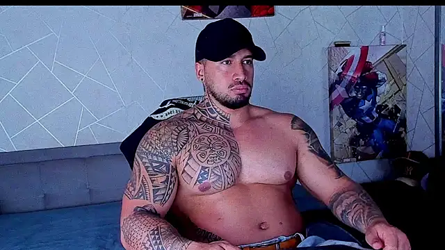 Snapshot of Cristian_Walker chatting on 05-13-26, 11:50 Cristian Walker online show from 05-13-26, 11:50