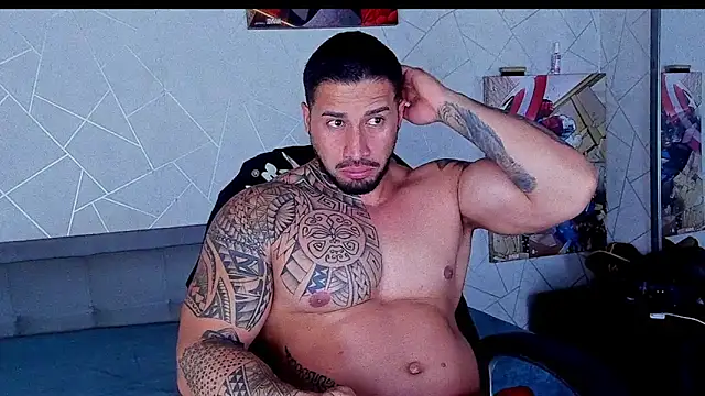 Snapshot of Cristian_Walker chatting on 05-14-26, 10:34 Cristian Walker online show from 05-14-26, 10:34