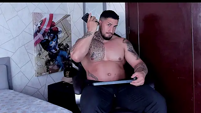 Snapshot of Cristian_Walker chatting on 05-26-26, 12:25 Cristian Walker online show from 05-26-26, 12:25