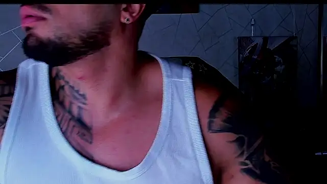 Snapshot of Cristian_Walker chatting on 04-27-26, 01:09 Cristian Walker online show from 04-27-26, 01:09