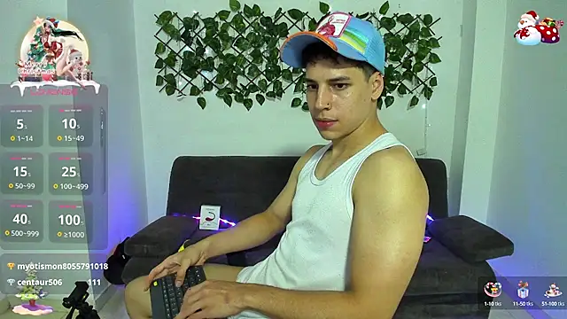 Snapshot of jonathanjoestar_ chatting on 12-20-24, 01:14 jonathanjoestar  online show from 12-20-24, 01:14