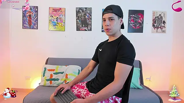 jonathanjoestar  online show from 11-28-25, 09:59