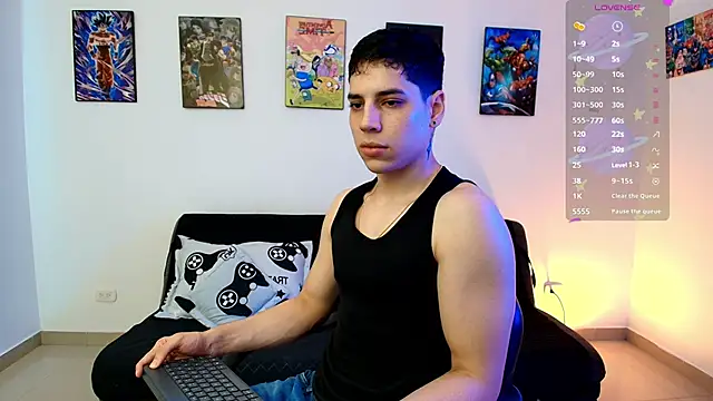 jonathanjoestar  online show from 05-20-26, 09:56