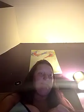 Snapshot of slutty_crystal_ chatting on 09-26-25, 09:43 slutty crystal  online show from 09-26-25, 09:43