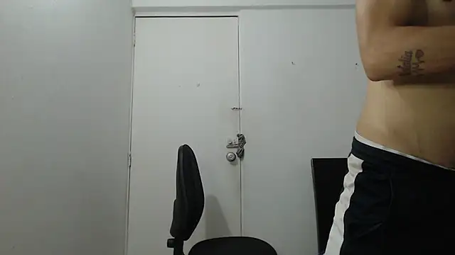 dimitriquiet05 online show from 12-02-24, 08:26