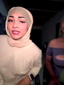 lalilamassu1 online show from 09-30-25, 01:33