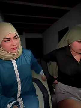 lalilamassu1 online show from 09-27-25, 03:23