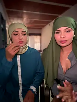 lalilamassu1 online show from 09-23-25, 08:49