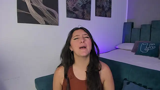 Snapshot of Kathia_Morelli chatting on 11-06-25, 11:36 Kathia Morelli online show from 11-06-25, 11:36