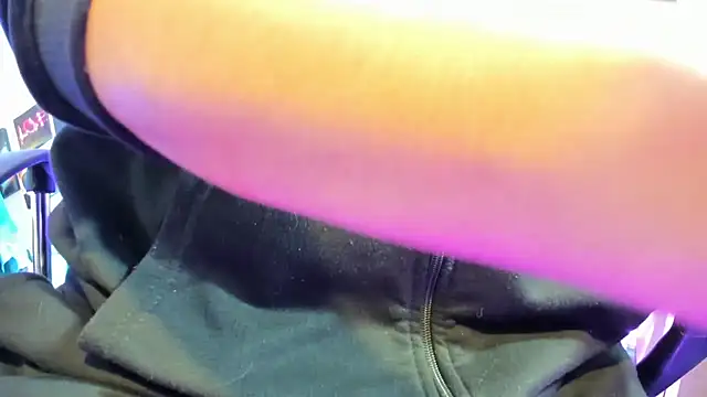 kuromi69 online show from 02-14-26, 04:45