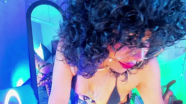 kuromi69 online show from 01-14-26, 07:45