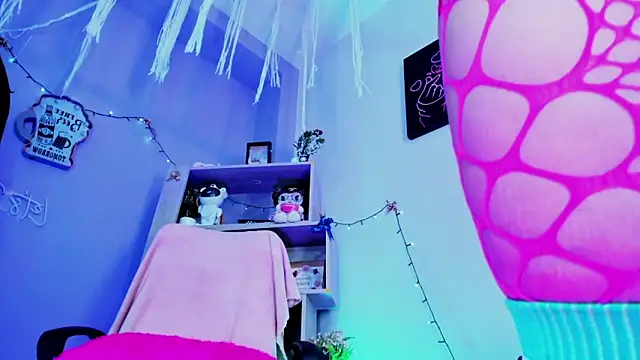 kuromi69 online show from 03-27-26, 08:26