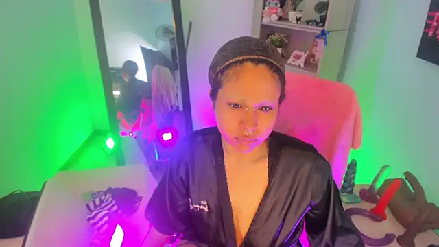 kuromi69 online show from 05-31-26, 04:18