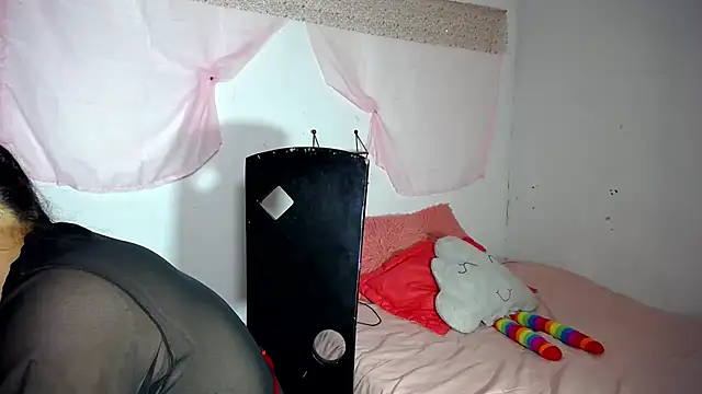 Teen porn online show from 10-30-25, 04:44