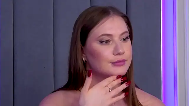 ChloeMarsch online show from 10-10-25, 06:03