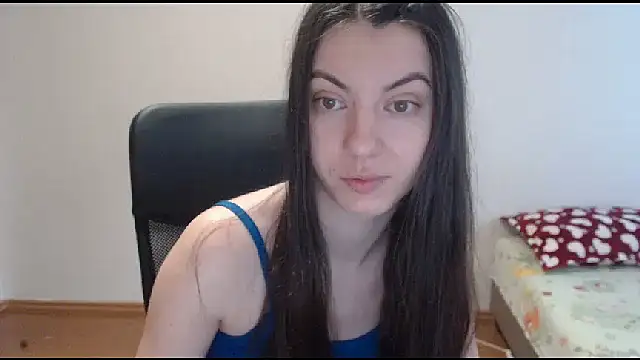 CuteJollie4U online show from 01-01-25, 11:05