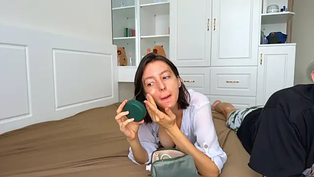 Morning Stars online show from 12-15-25, 03:01