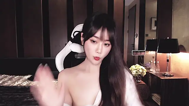 Cartier-  Daji- online show from 05-10-26, 03:36