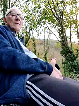 cutaboverest online show from 11-03-25, 03:37