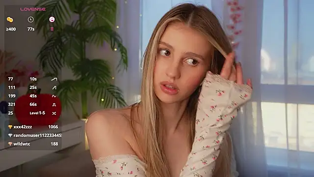 Snapshot of Fluffy-Angel chatting on 02-28-25, 11:36 Fluffy-Angel online show from 02-28-25, 11:36