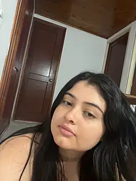 Stephania 18 online show from 10-05-25, 08:32