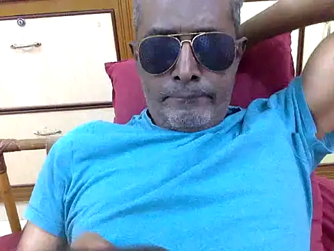 Lookin4Kinky Partner online show from 01-06-26, 02:32