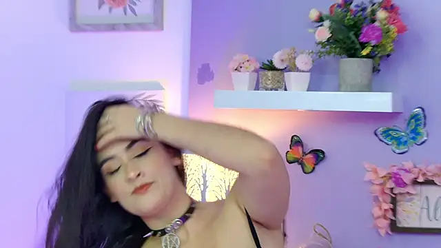 ChloeRem online show from 11-06-25, 11:53